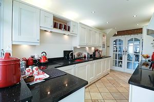 Kitchen- click for photo gallery
